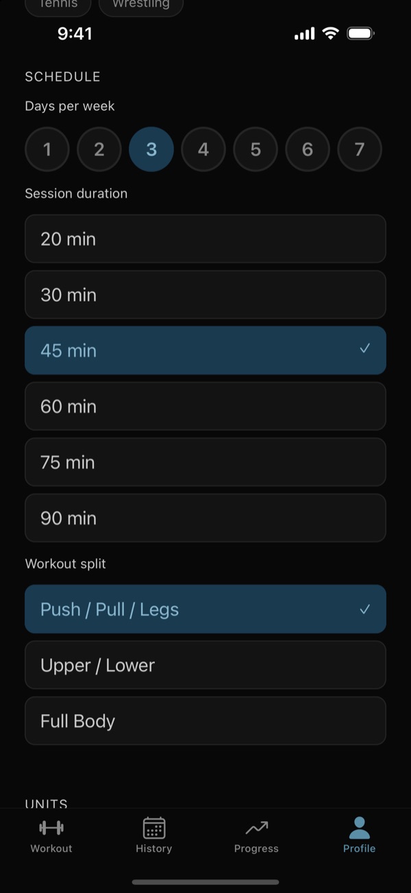 Schedule settings: days per week from 1 to 7, session length from 20 to 90 minutes, and a workout split of Push/Pull/Legs, Upper/Lower, or Full Body